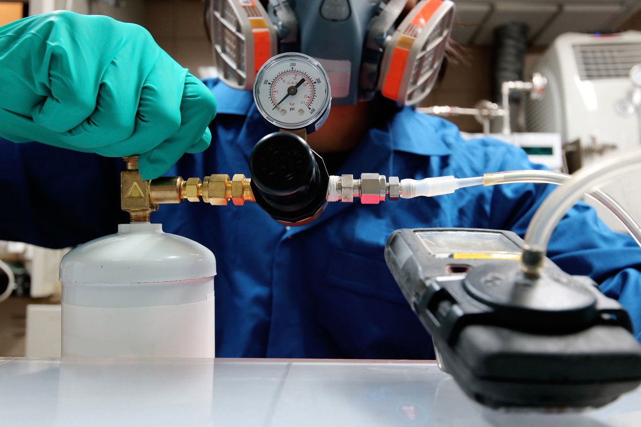 Instrument technician is take standard gas for the job calibrate or function check of personal gas tester or gas detector. Annual Calibration Is Important For Gas Detection Systems